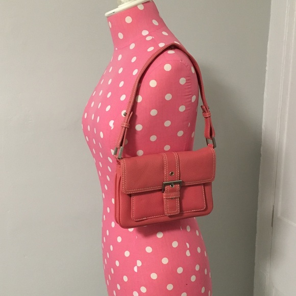 Talbots Handbags - EUC Talbots Genuine Leather Shoulder Bag